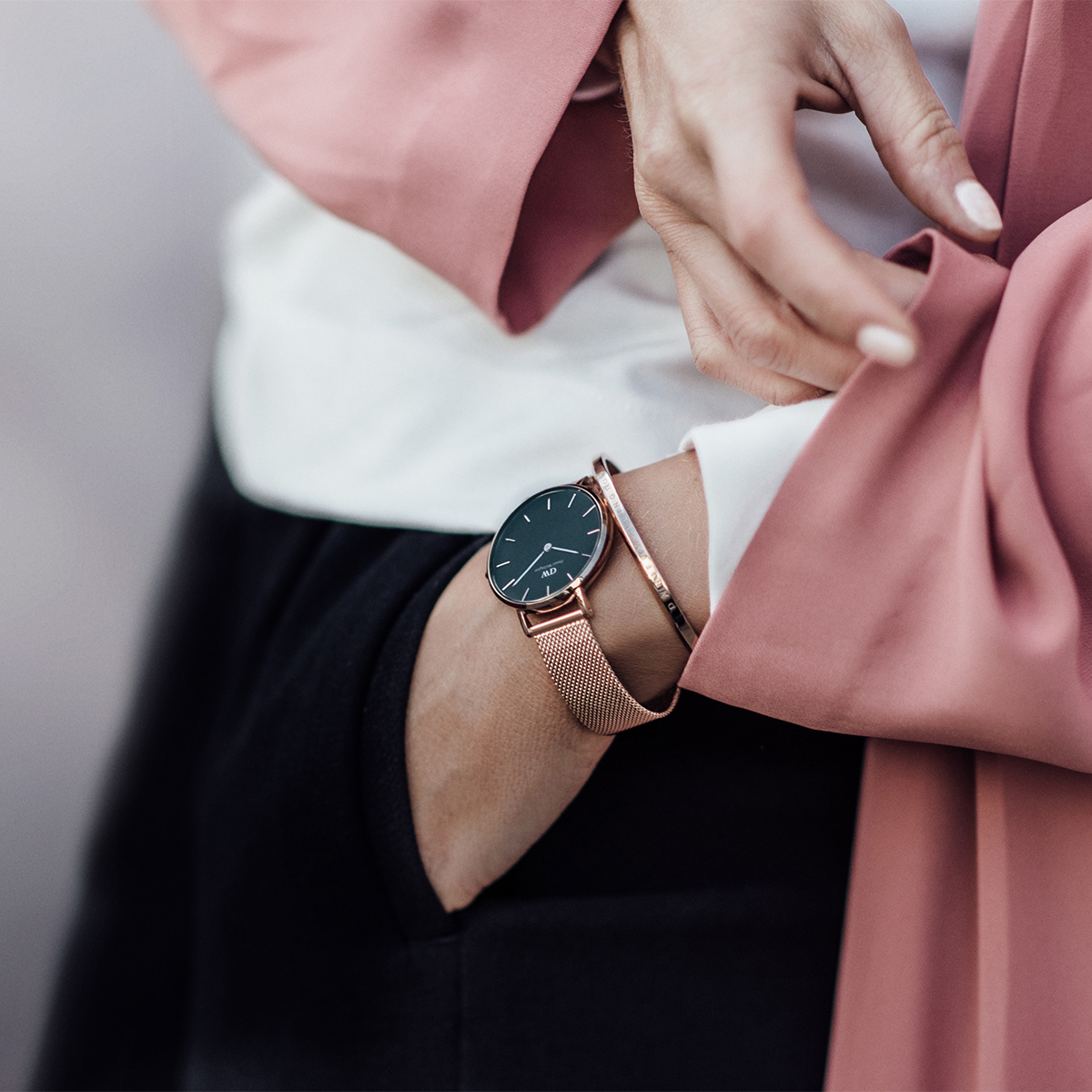 Petite Melrose Black Rose Gold
