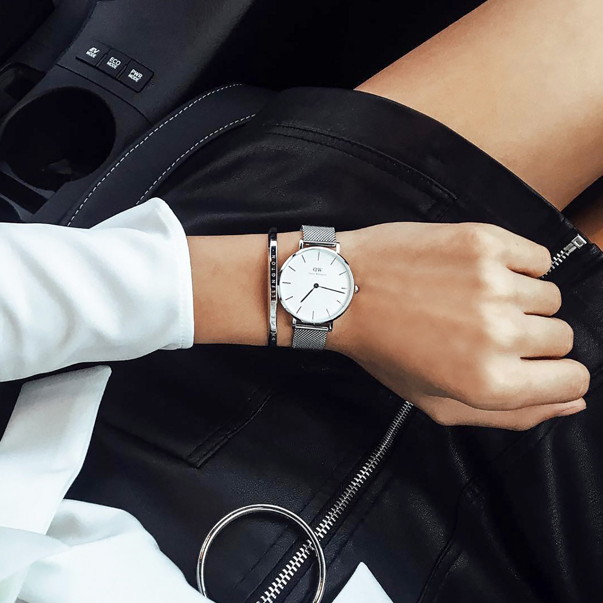 Petite Sterling Small women's silver watch 32mm DW